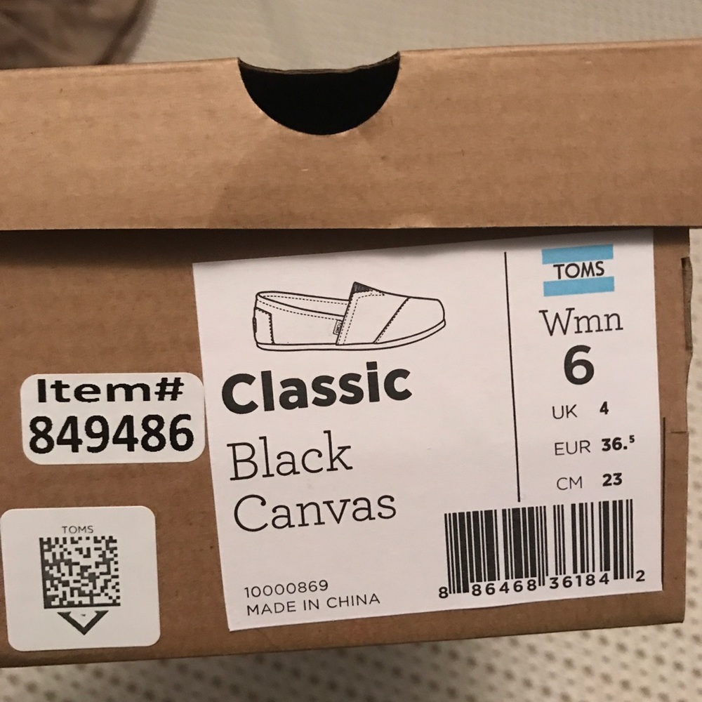 Toms - Picture 4 of 5